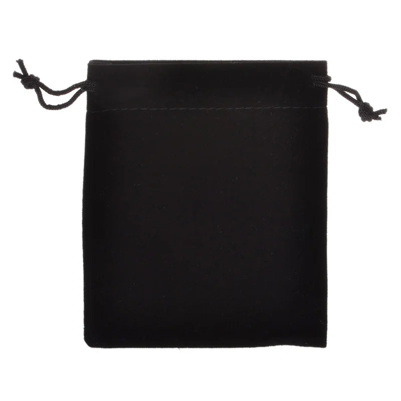 Colletion: 6-piece facial cleansing tool set, including a stainless steel scraping board, ice roller, cloth bag, e much more.