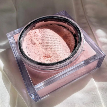 Huda Beauty - Loose Baking Setting Powder